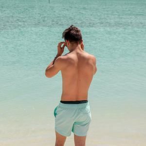 Meet your Posher, Johnny